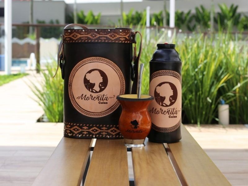 Kit com Cuia, Garrafa Térmica, Mateira e Bomba para Chimarrão Personalizados em Ijuí